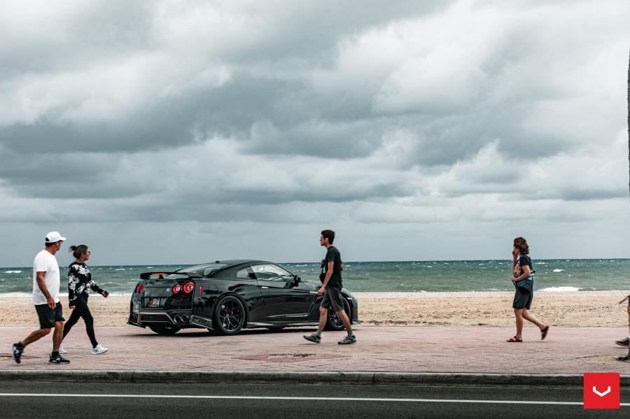  Nissan GT-R on Vossen Wheels (HF-5) 2020 года  (фото 31 из 48)
